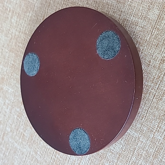 Cherison Spirit of the North Owl Figurine on Wooden Base - Picture 8 of 8